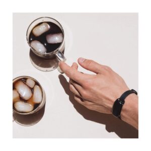 BOND TOUCH Single Vibrating Waterproof Bluetooth Long Distance Connection Bracelet with 4 Day Battery Life for iOS and Android Devices, Black