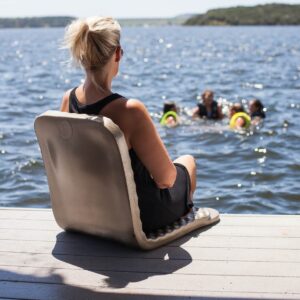TRC Recreation Super Soft 19 Inch Foam Folding Lake Poolside Chair, Marina Blue