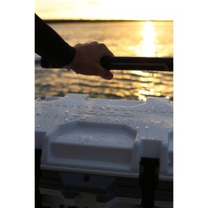 Igloo IMX Hard Sided 24qt Portable Cooler - White