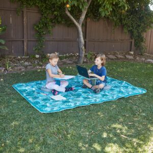 ECR4Kids Lightspeed Outdoors XL Outdoor Folding Blanket, Portable Beach Blanket, Yucca Frond (2-Pack)