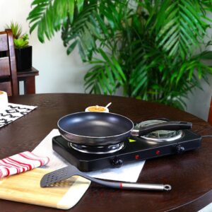 Oster Clairborne 9.5 in. Aluminum Nonstick Frying Pan in Charcoal Grey