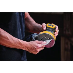 DEWALT 20-Volt MAX XR Cordless Brushless 5 in. Random Orbital Sander with (1) 20-Volt Battery 3.0Ah & Charger