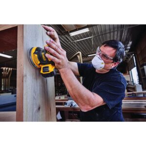 DEWALT 20-Volt MAX XR Cordless Brushless 5 in. Random Orbital Sander with (1) 20-Volt Battery 2.0Ah & Charger