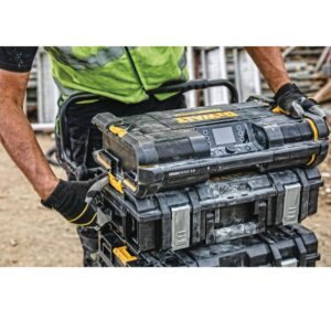 DEWALT TOUGHSYSTEM 2.0 Bluetooth Radio/Charger