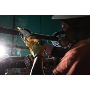 DEWALT FLEXVOLT 60-Volt MAX Cordless Brushless Reciprocating Saw with (1) FLEXVOLT 9.0Ah & (1) FLEXVOLT 6.0Ah Battery