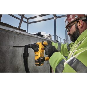 DEWALT 8.5 Amp 1-1/8 in. Corded SDS Plus Rotary Hammer Kit with Onboard Dust Extractor