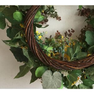 Glitzhome 24 in. Unlit Green Artificial Wreath with Golden Yellow Sunflowers