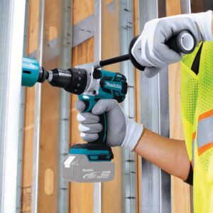 Makita 18V LXT Brushless 1/4 in. Impact Driver, 7-1/4 in. Circular Saw and Reciprocating Saw with bonus 18V LXT Starter Pack