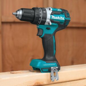 Makita 18V LXT Brushless 1/4 in. Impact Driver, 7-1/4 in. Circular Saw and Reciprocating Saw with bonus 18V LXT Starter Pack