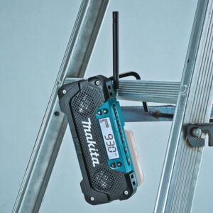 Makita 12-Volt MAX CXT Lithium-Ion Cordless MP3 Compatible Compact Job Site Radio (Tool Only)