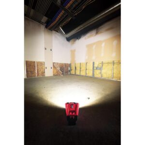 Milwaukee M12 12-Volt Lithium-Ion Cordless 1000-Lumen Rover LED Compact Flood Light with M12 2.0Ah Battery