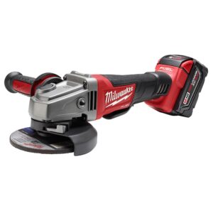 Milwaukee M18 FUEL 18-Volt Lithium-Ion Brushless Cordless Combo Kit (7-Tool) with M18 FUEL 1/2 in. Impact Wrench
