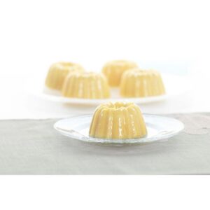 Nordic Ware Anniversary Fluted Cake Pan