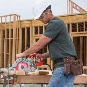 SKILSAW 15 Amp Corded Electric 7-1/4 in. Magnesium Worm Drive Circular Saw with 24-Tooth Carbide Tipped Diablo Blade