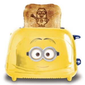 Uncanny Brands Minions Dave 2-Slice Yellow Toaster
